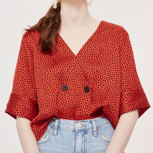 red spot blouse